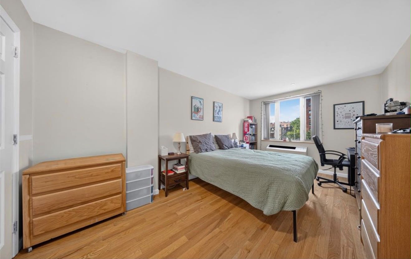 6314 Queens Blvd # 5543 – photo 4