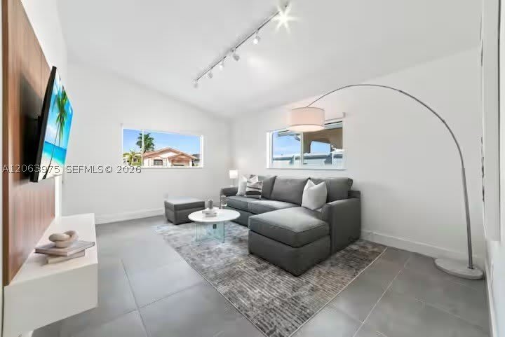 2776 W 71st Pl – photo 5