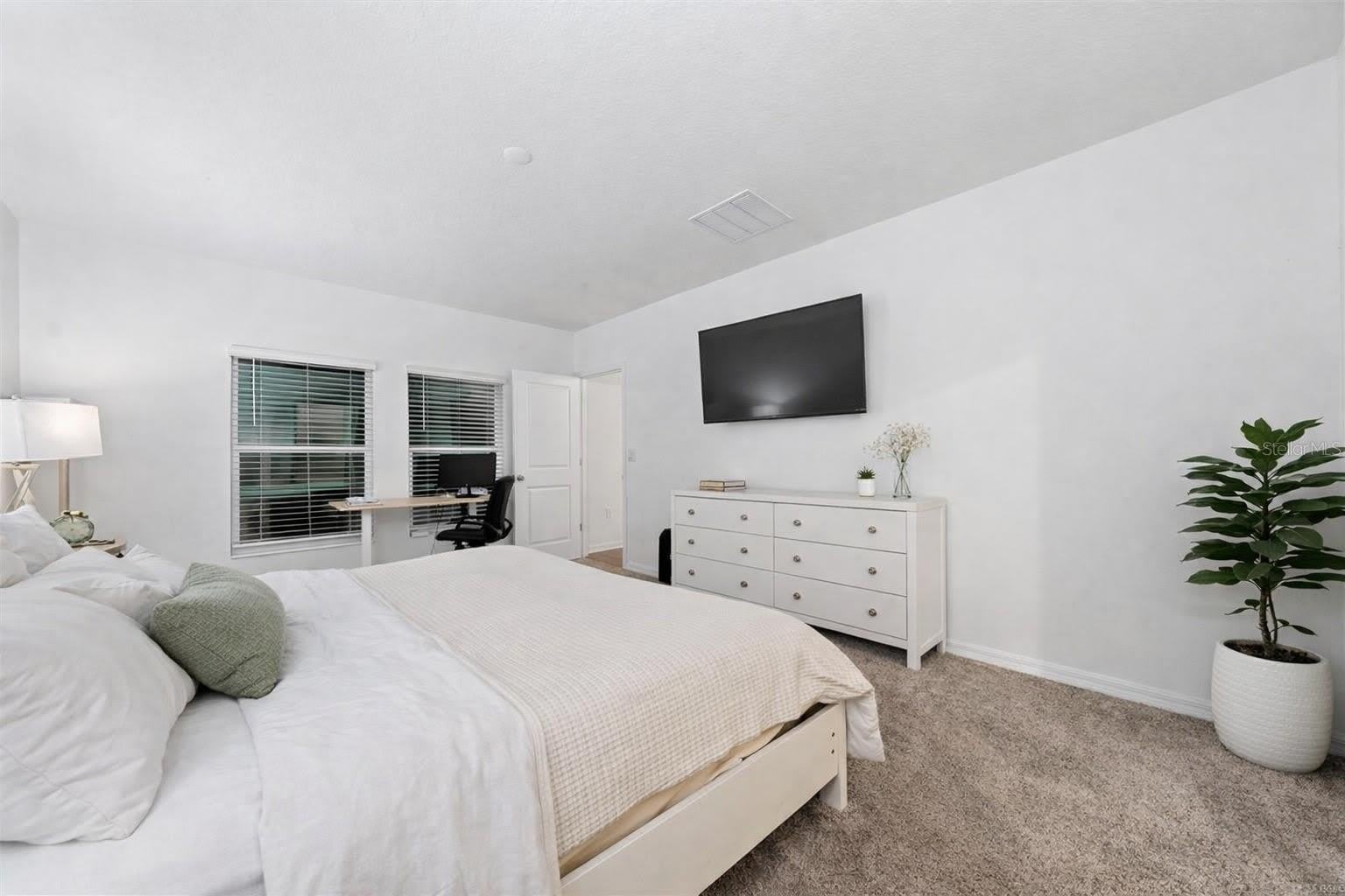 3977 WILLOWBROOK Drive – photo 2