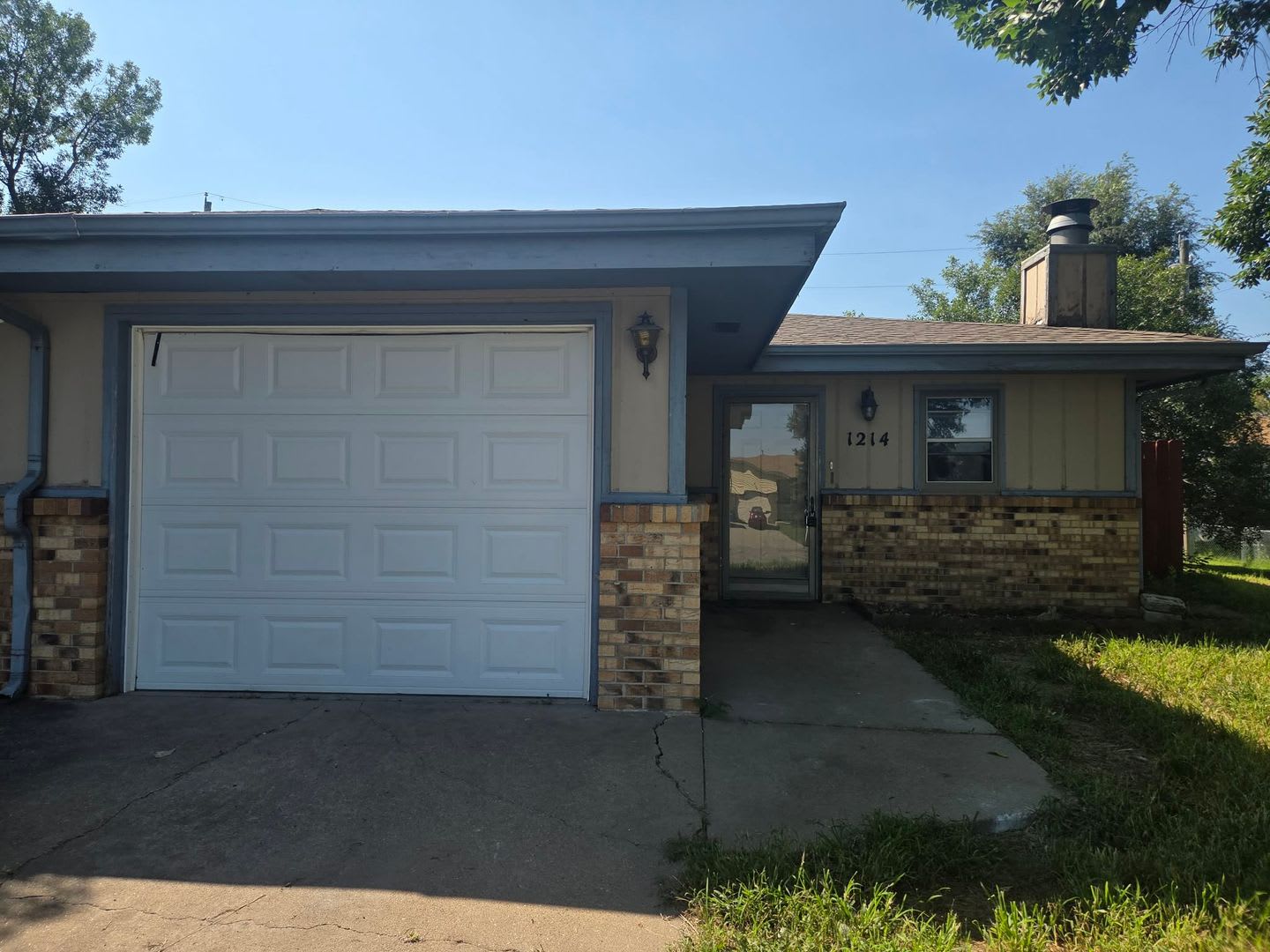 1214 Bluestem Dr – photo 1