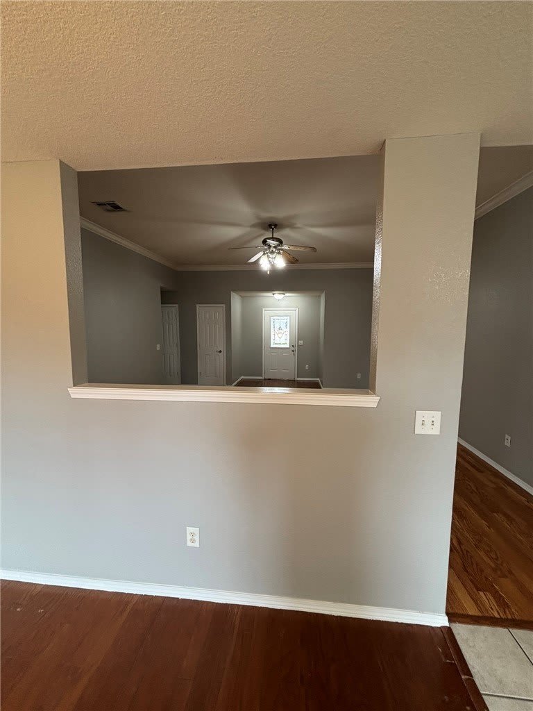 2401 SW 20th Street – photo 4