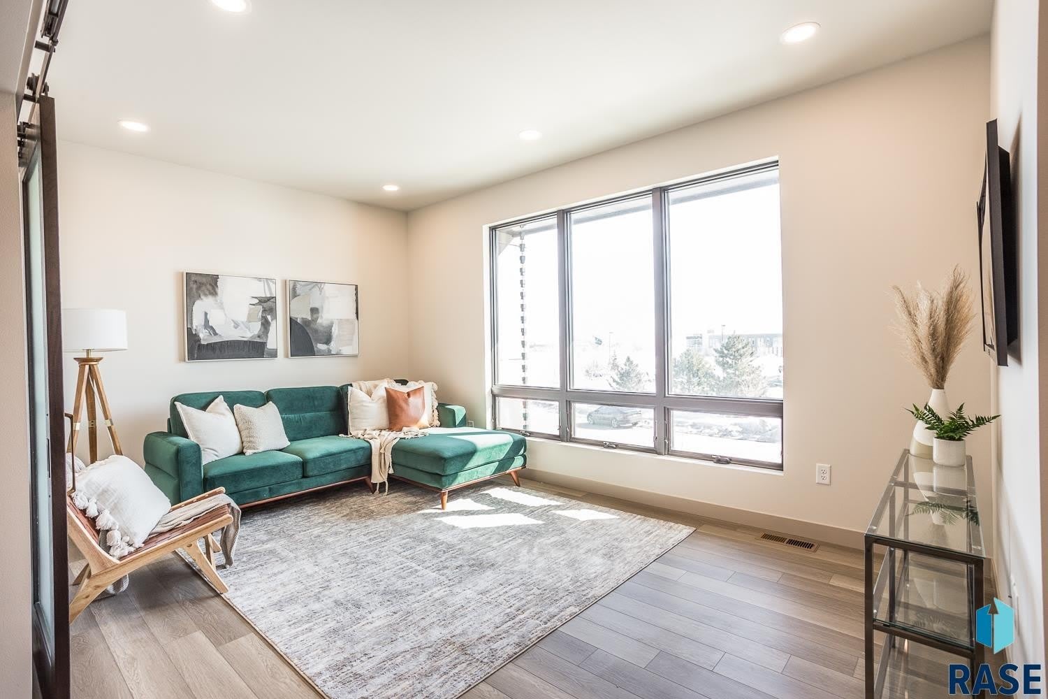 2803 S Terry Ave – photo 4