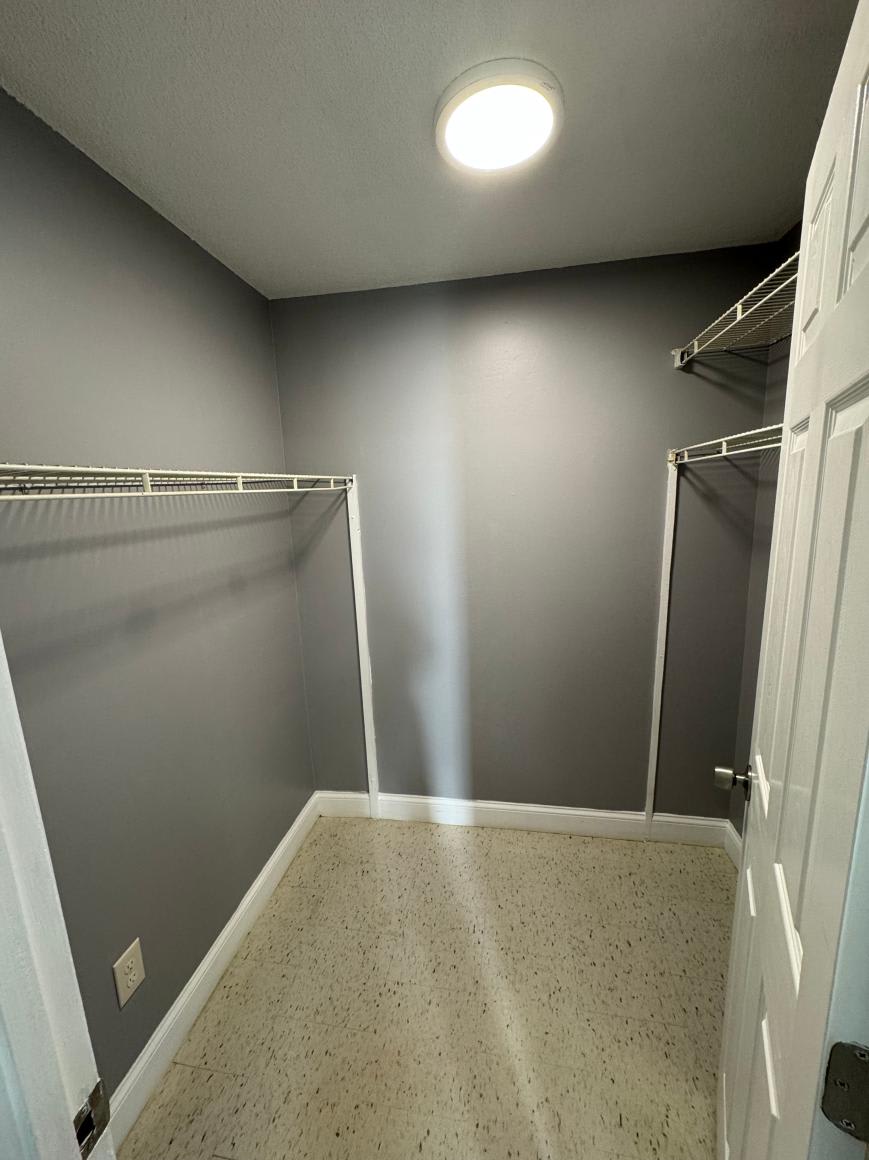 46 Amesbury – photo 5