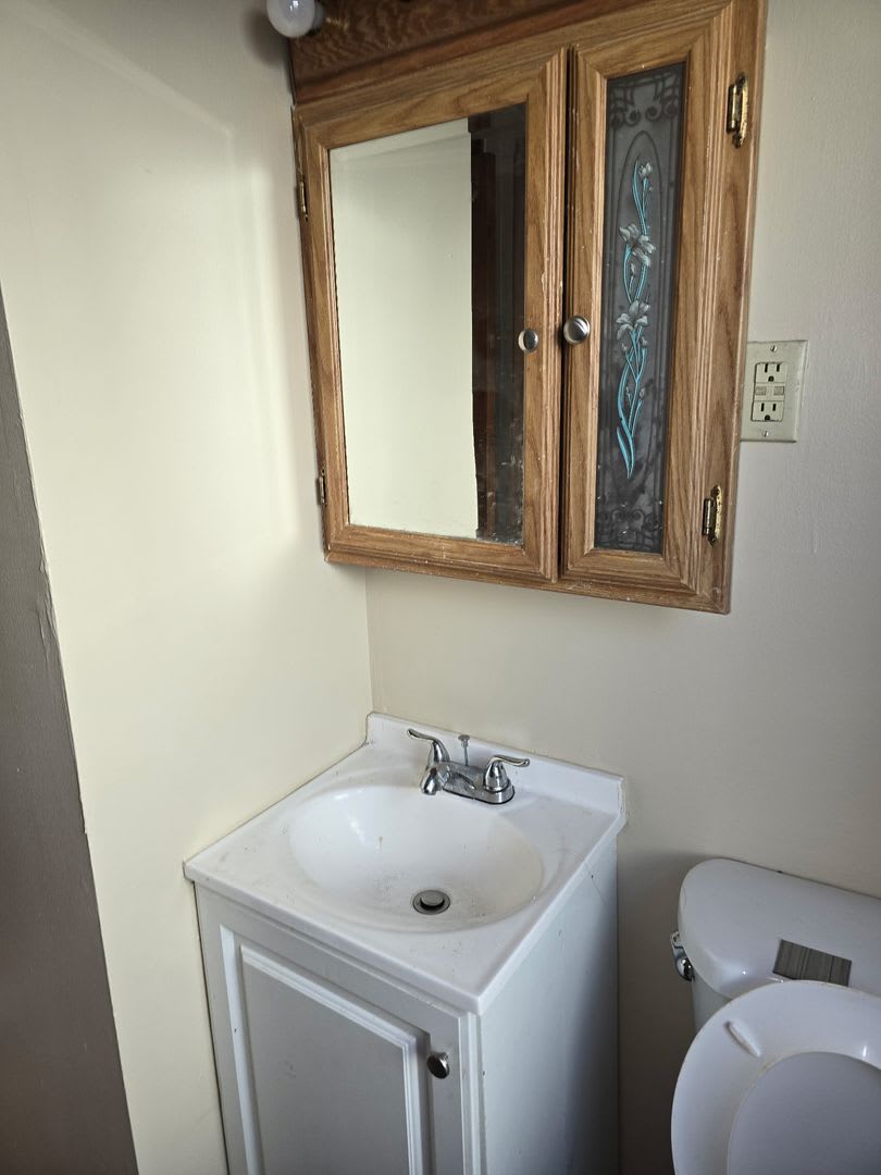 SECTION 8 WELCOME – Newly Updated 3-Bedroom / 2-Bath Home – photo 4