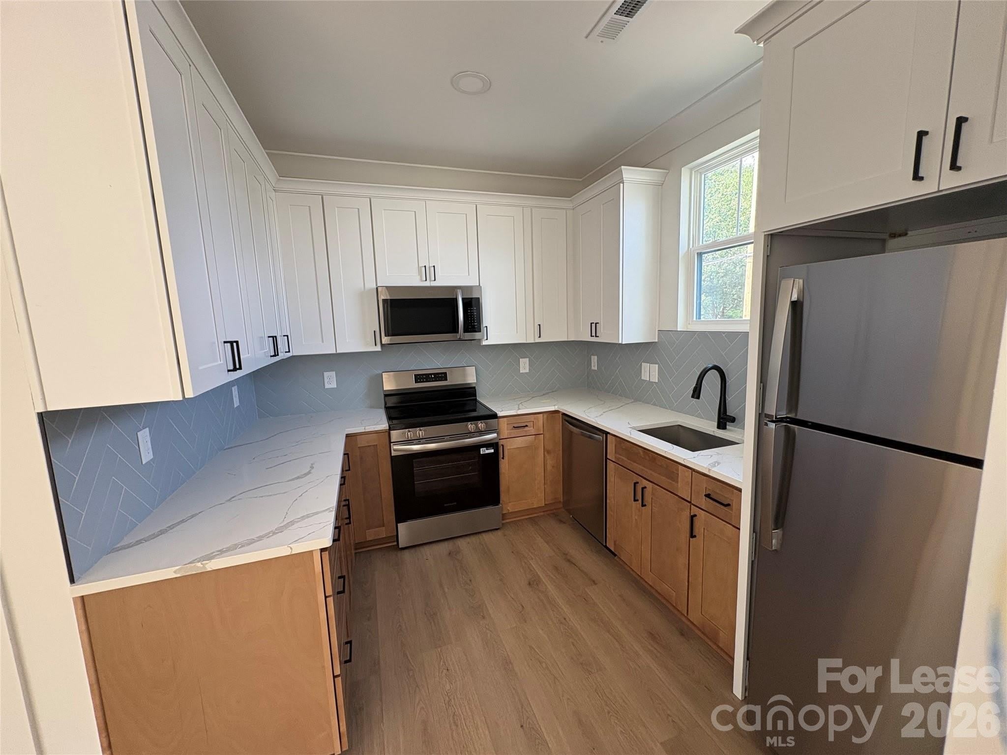2903 Clyde Drive – photo 4