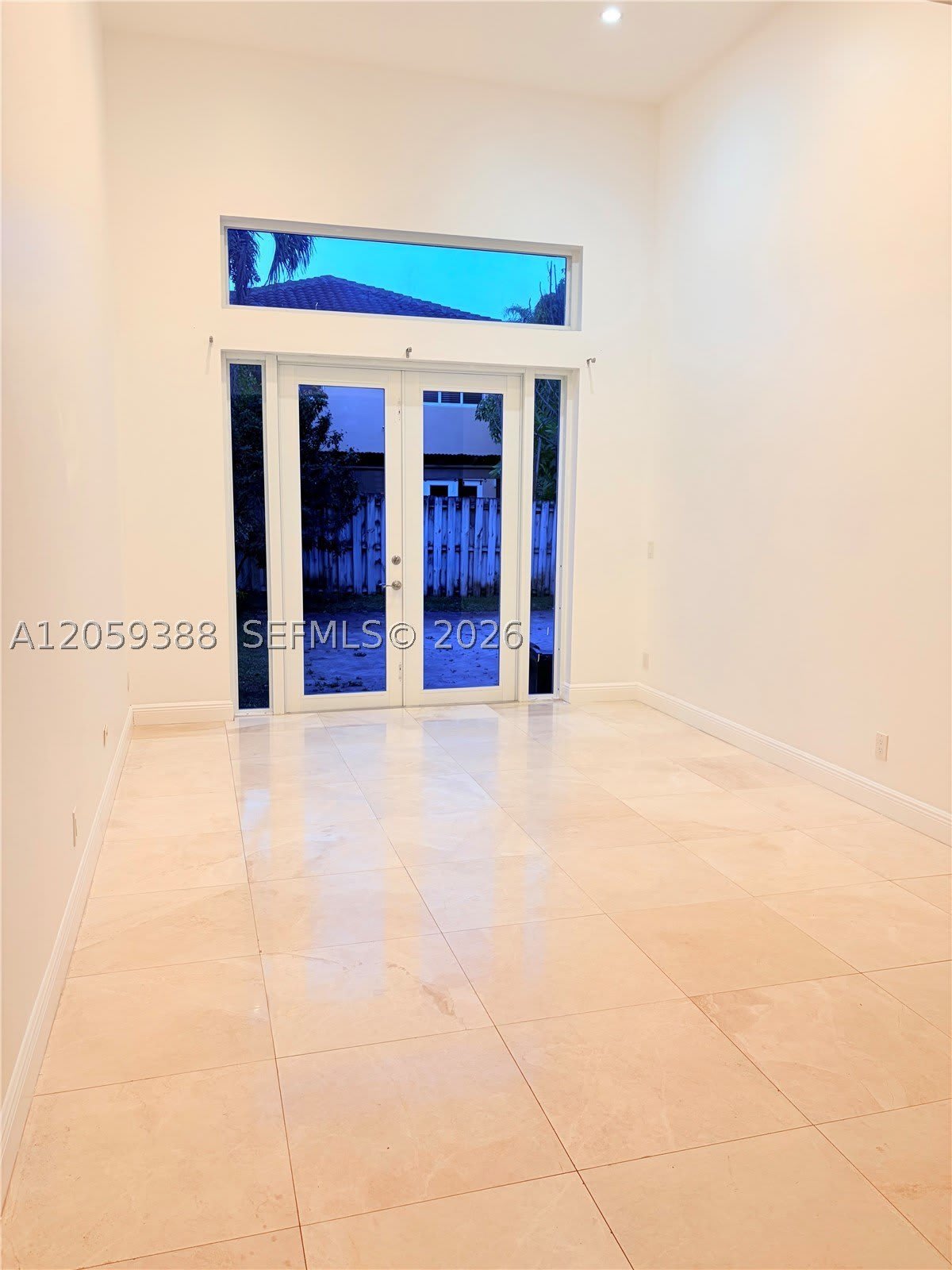 1581 SW 106 AVE – photo 3