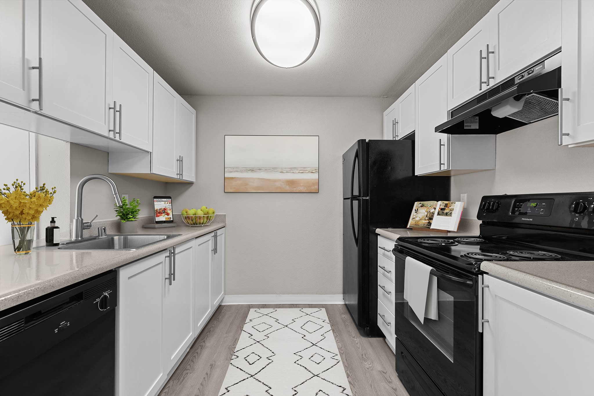 Woodstone Apartments – photo 1