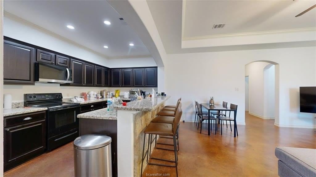 413 Hayes Lane – photo 4