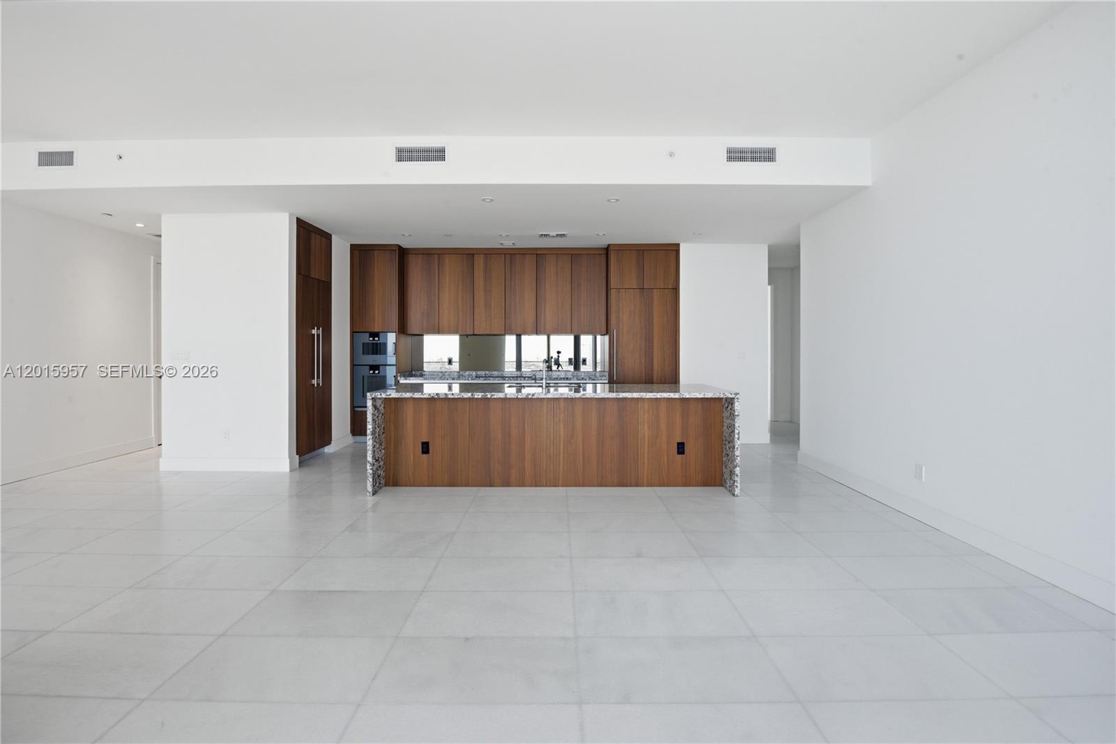 175 Southeast 25th Road – photo 2