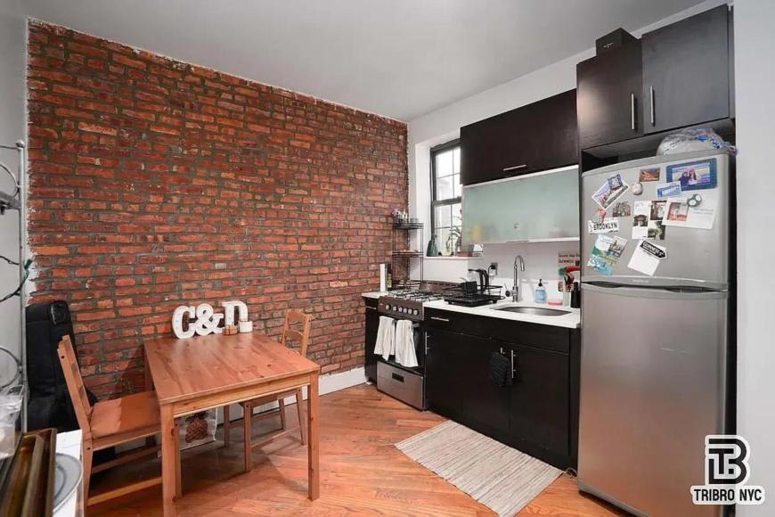 465 Chauncey Street – photo 4