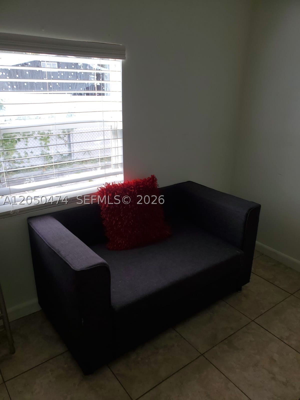 13101 SW 14 St – photo 3