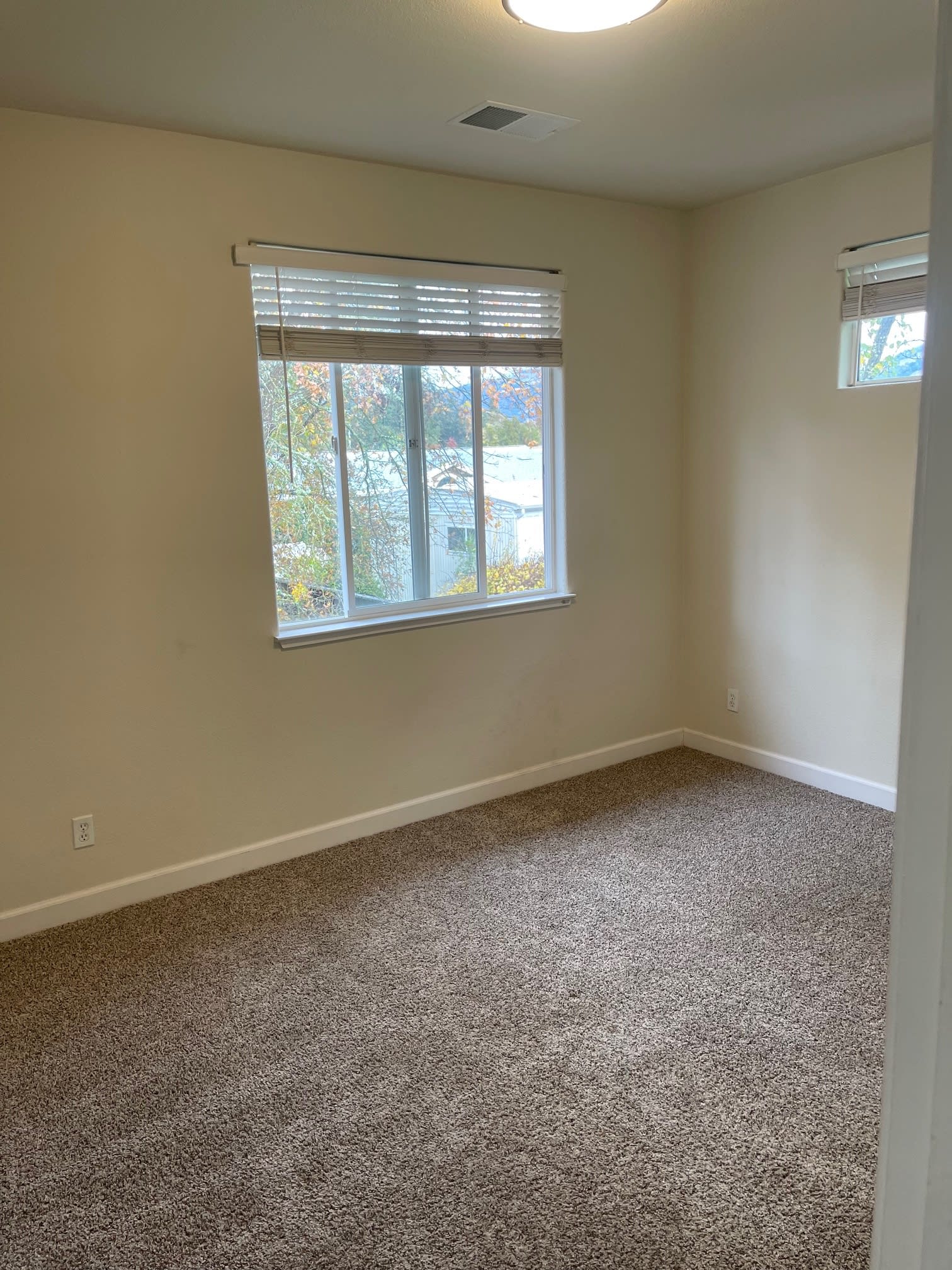 1072 Prospect Ave – photo 5