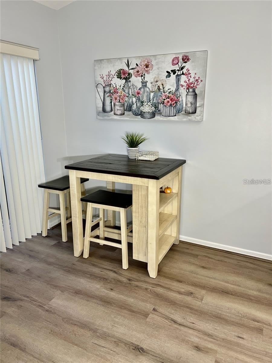 7186 LAKESIDE Drive – photo 5