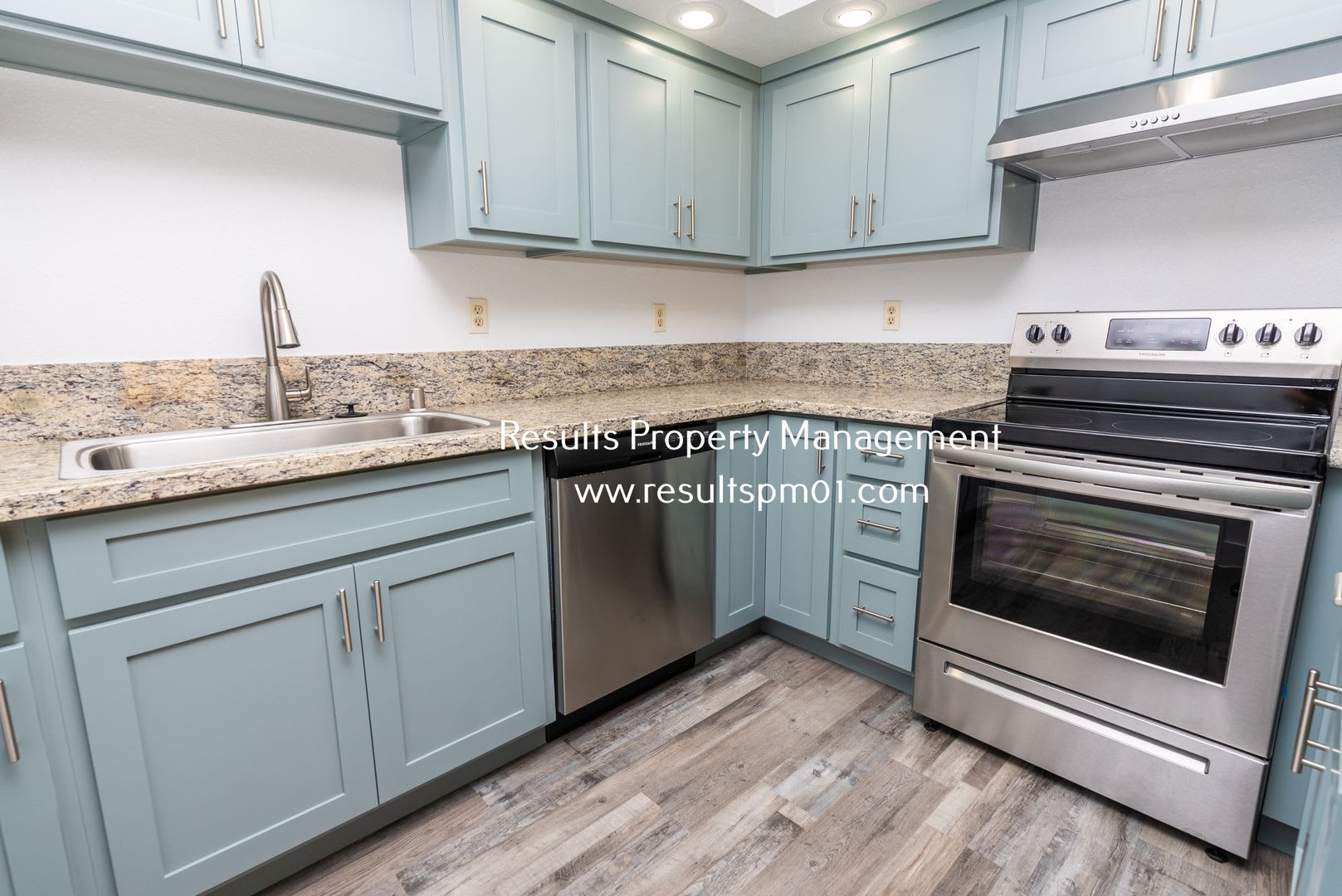 Charming 2 Bed Two Bath Duplex – photo 5