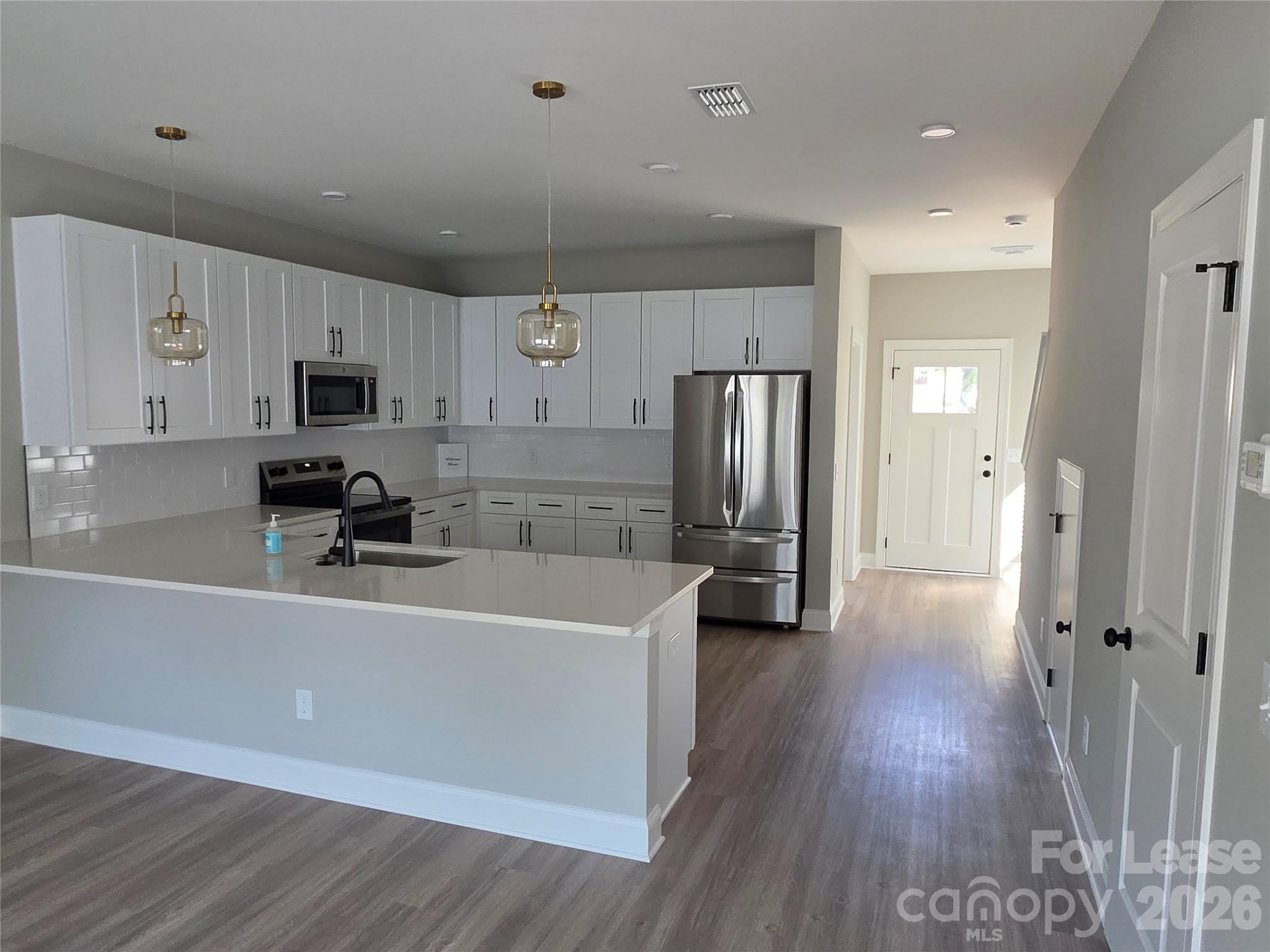 335 S Broad Street – photo 3