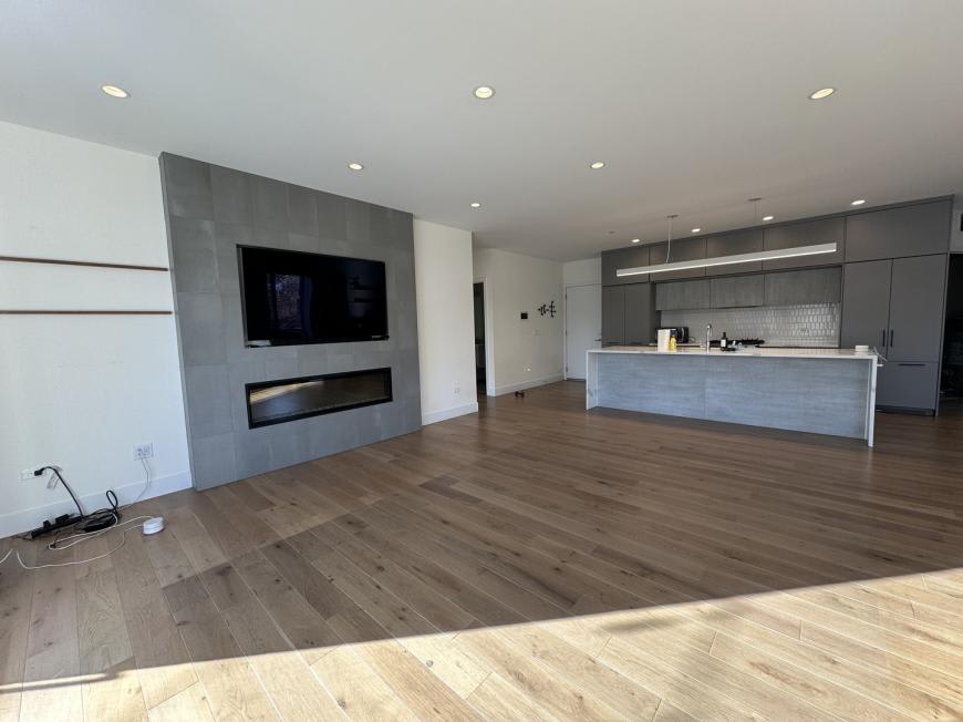 550 North Ogden Ave. – photo 3