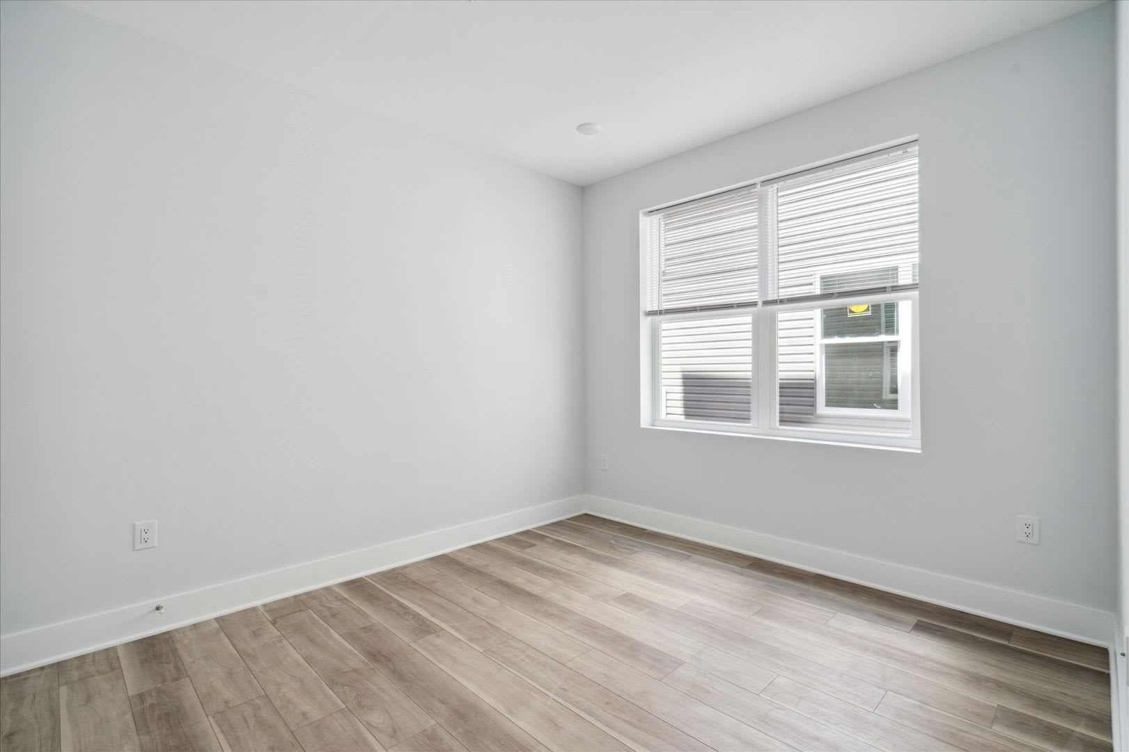 748 N 40th ST Philadelphia, PA 19104 – photo 3