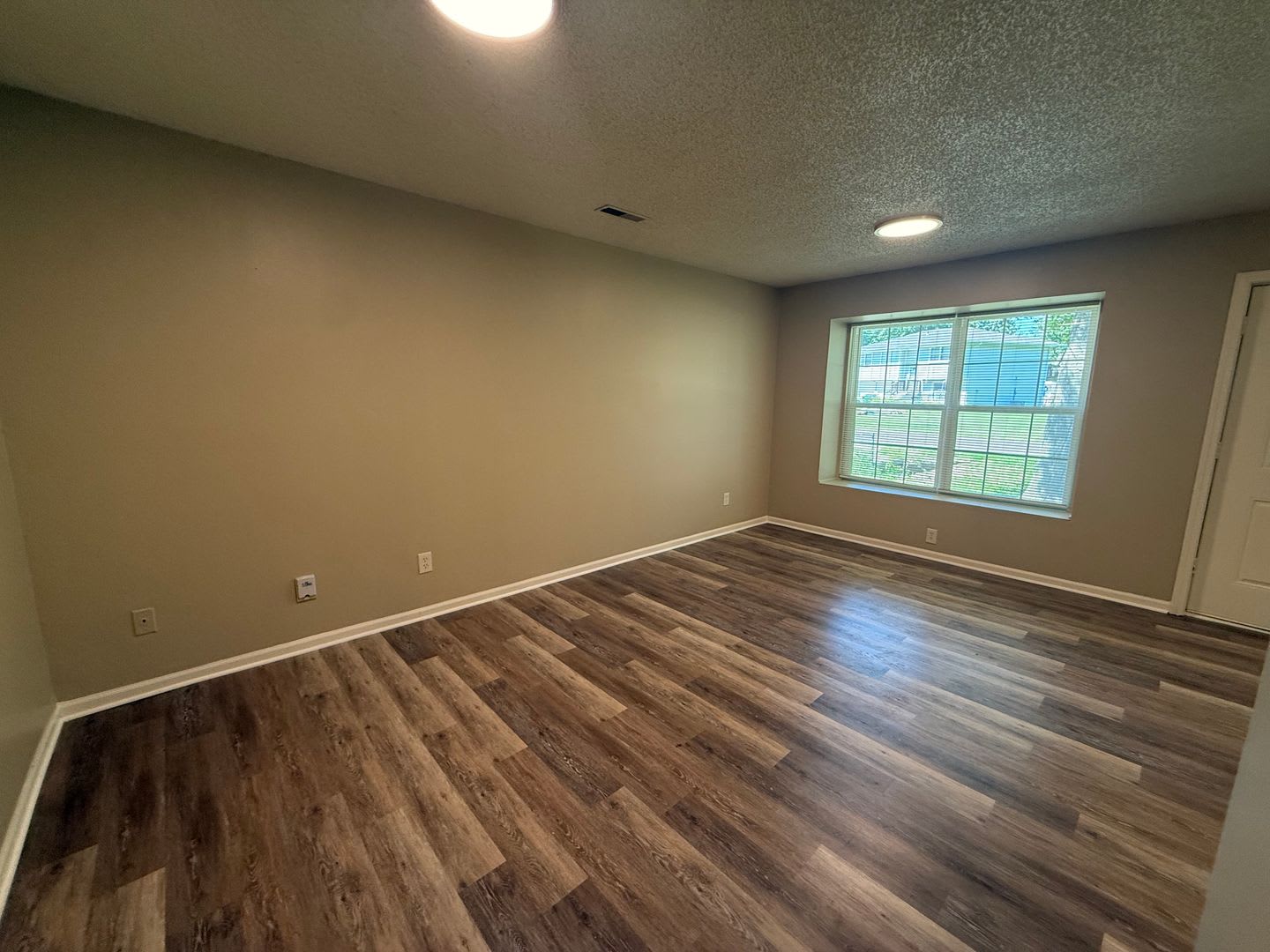Coming Soon! Cozy 2-Bedroom Duplex — Quiet Small-Town Living at an Affordable Price! – photo 2