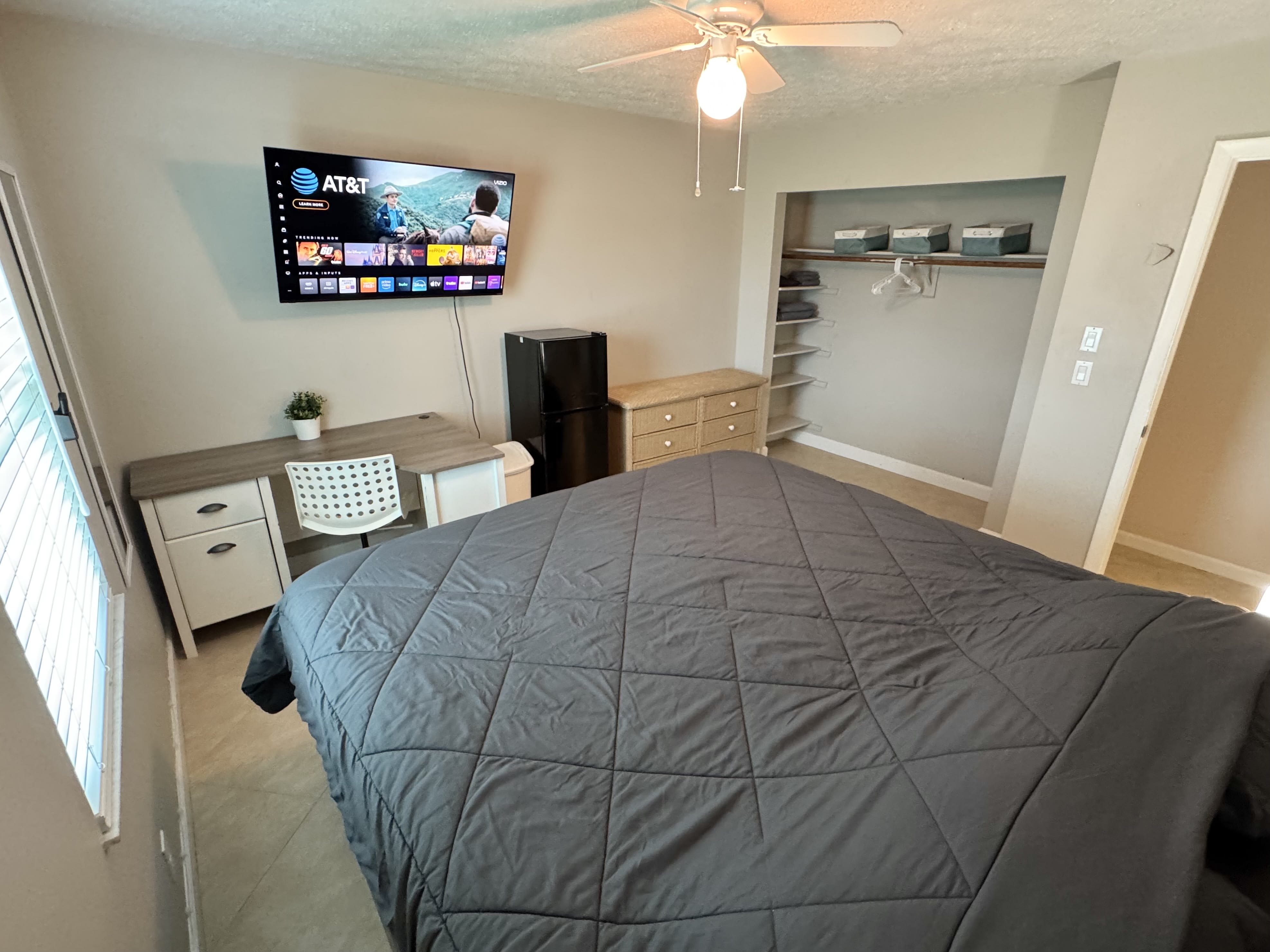 302 Southeast Lancaster Avenue – photo 1