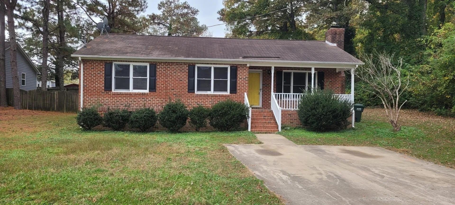 105 Starmount Road – photo 1
