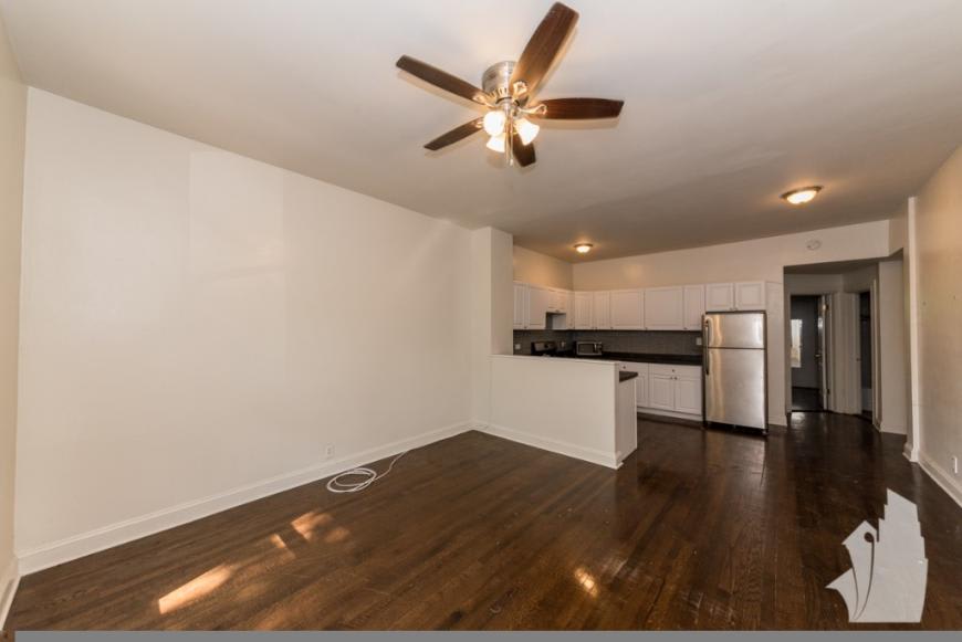 3817 North Greenview Ave. – photo 2