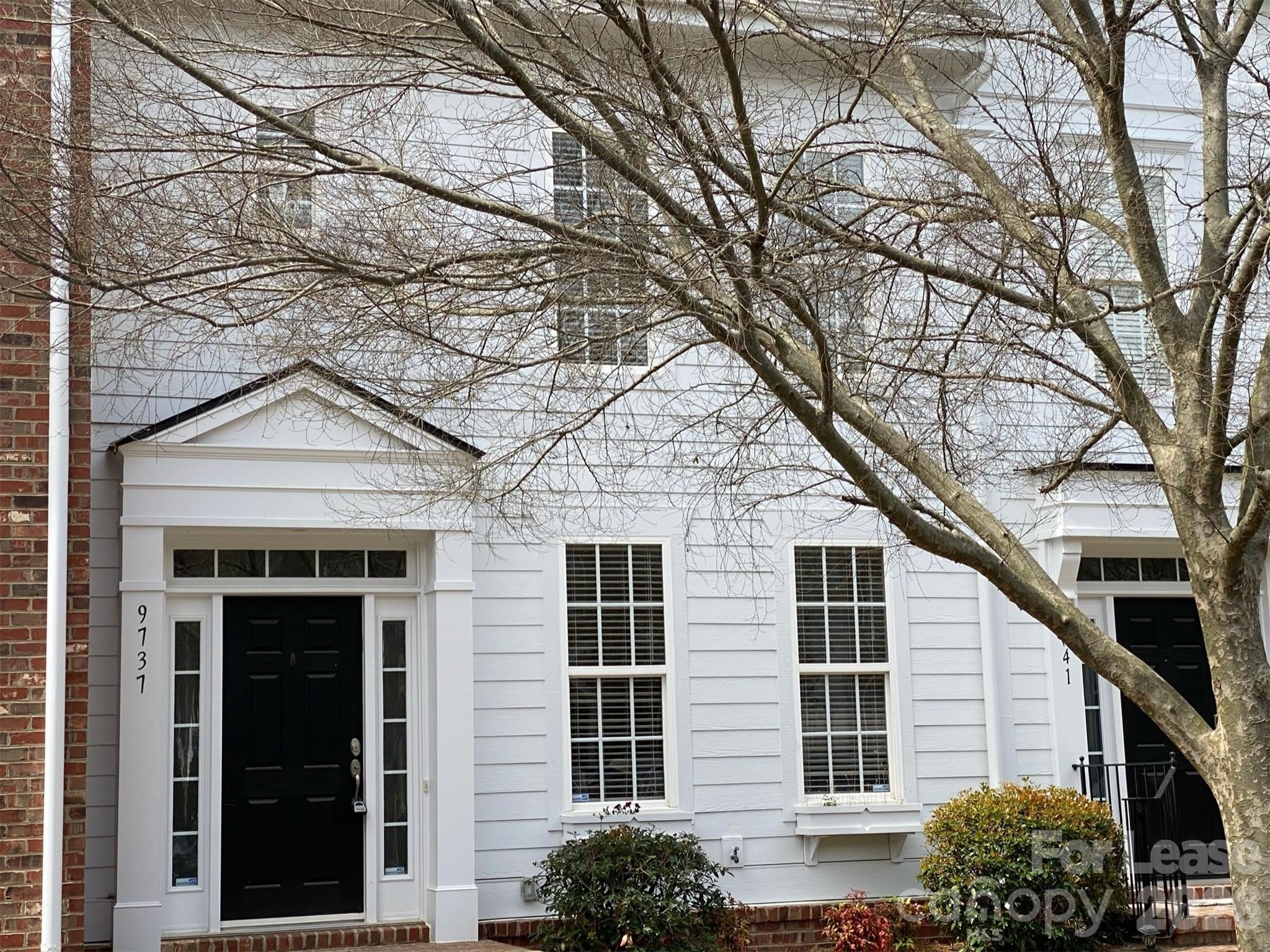 9737 Longstone Lane – photo 2