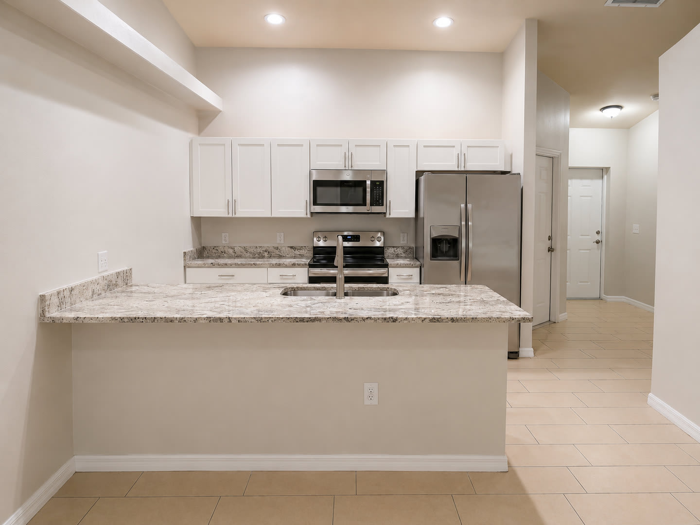 Welcome Home To This 3-Bedroom, 2-Bath, 1-Car Garage. – photo 4