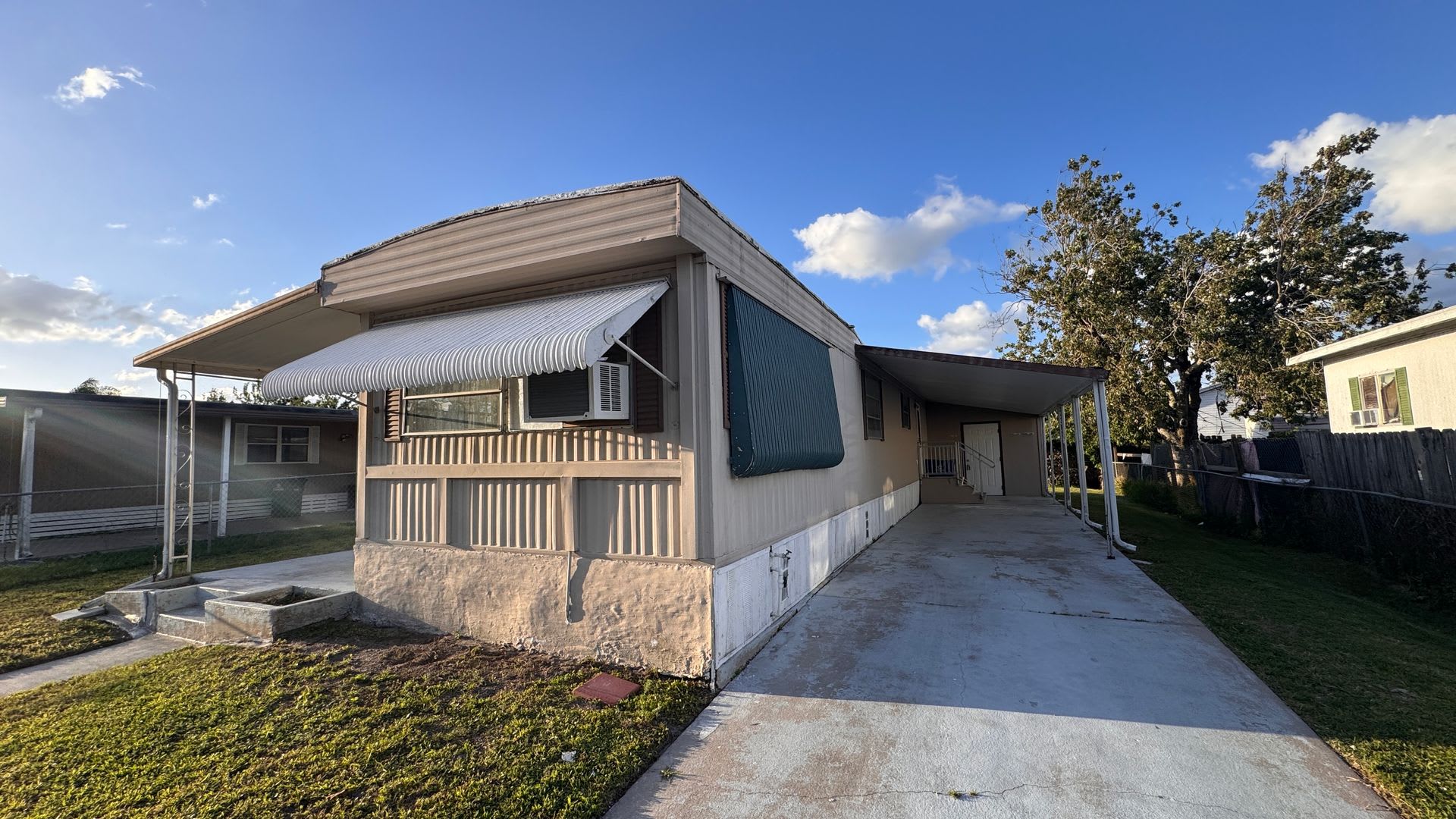 The Shire Mobile Home Ne Palm Bay For Rent – photo 1