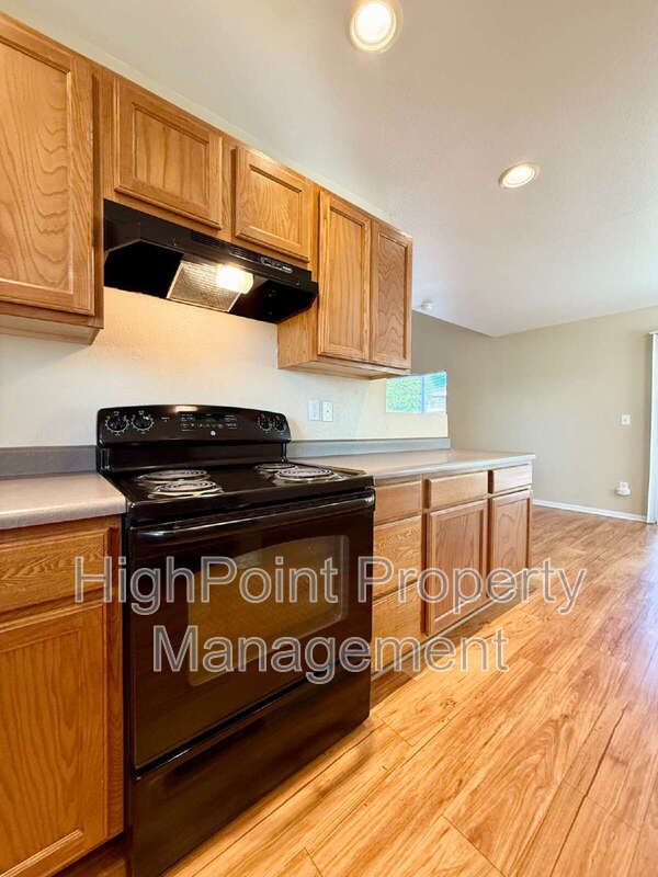 5187 Pelican St – photo 3