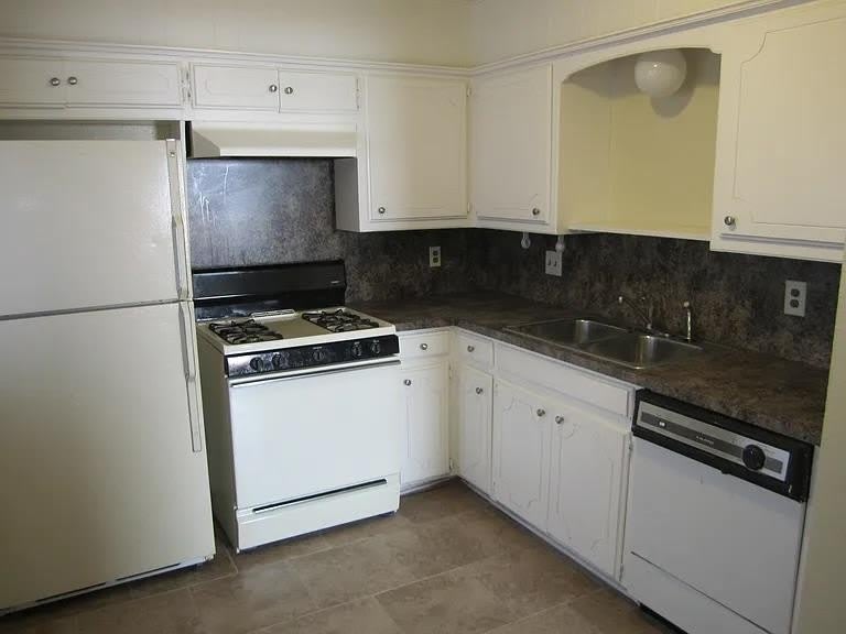 820 Russell Circle – photo 4