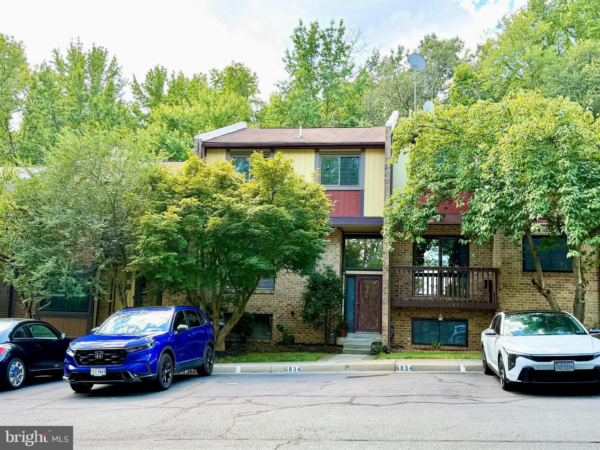 6834 DEER RUN Drive – photo 2