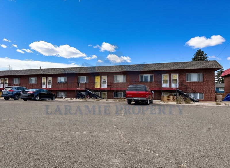 706 Downey St – photo 1