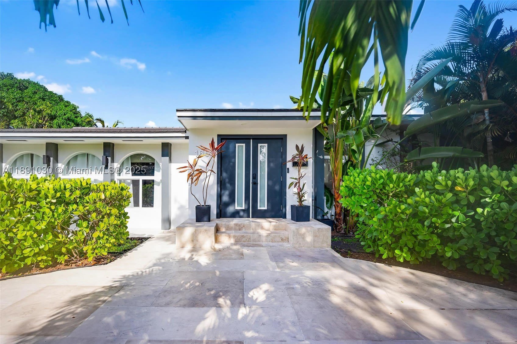 1651 SW 13th Ave – photo 3