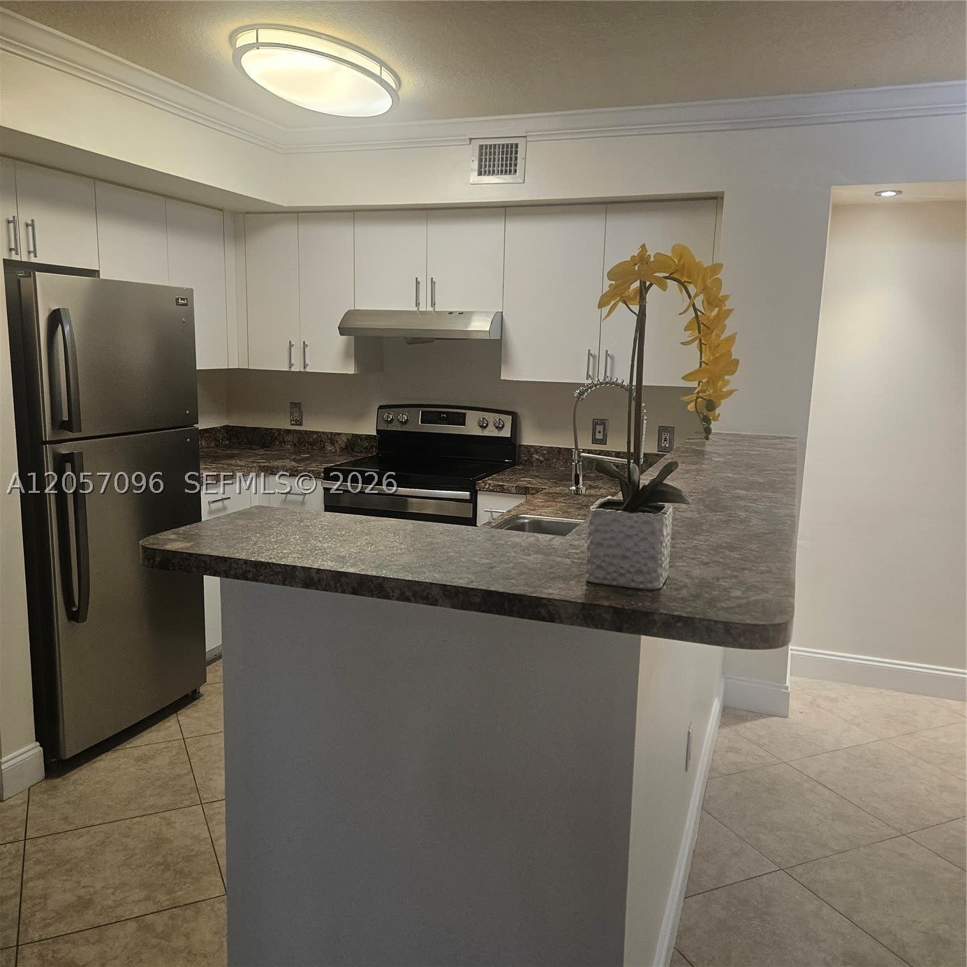 12124 Saint Andrews Pl – photo 4