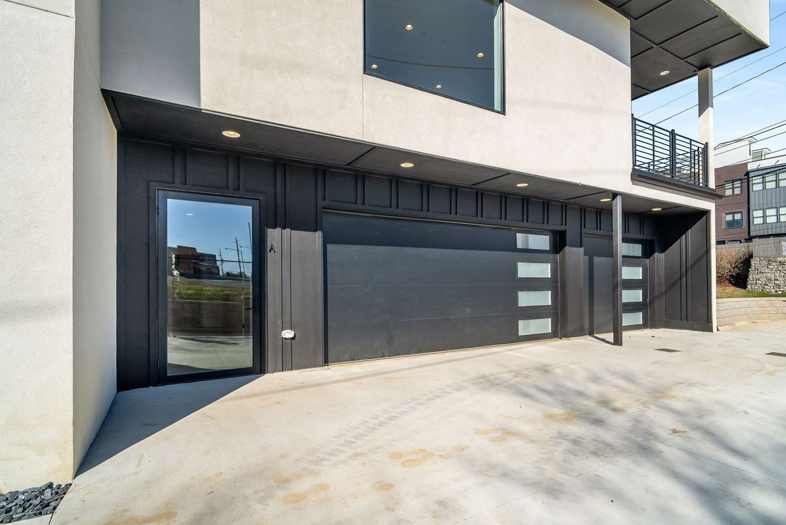 ONE-OF-A-KIND 4BR/3.1BA FOUR-STORY LUXURY RESIDENCE WITH DOWNTOWN & MIDTOWN VIEWS! – photo 4
