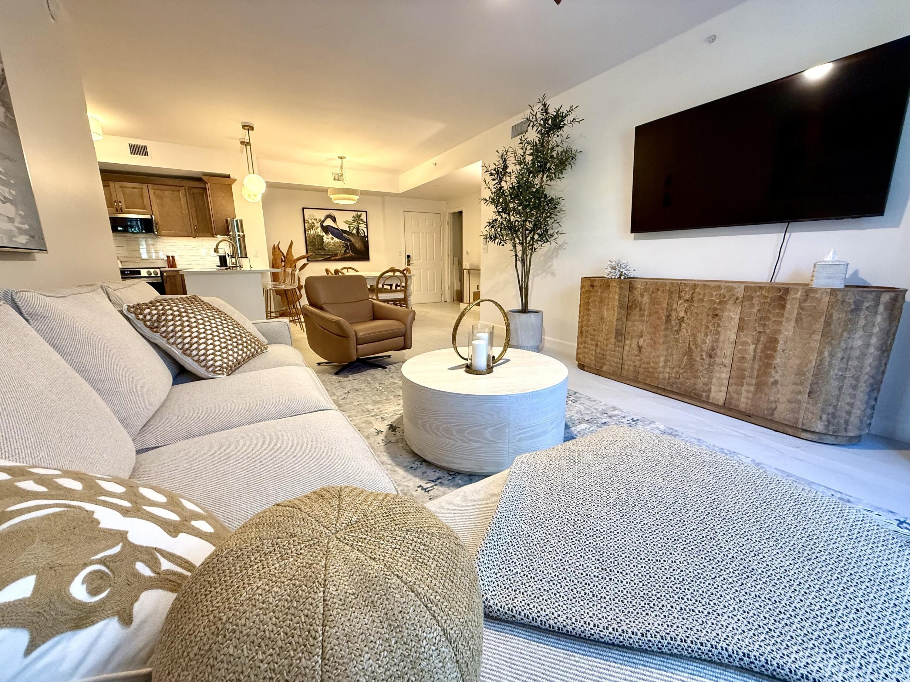 780 S Sapodilla Avenue – photo 3
