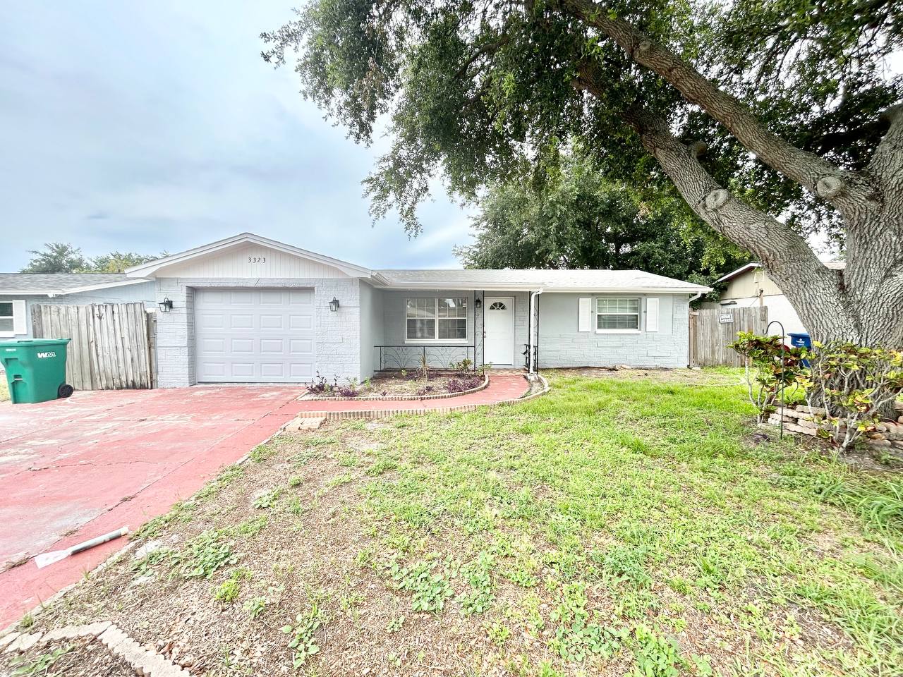 3323 Fairmount Dr – photo 2