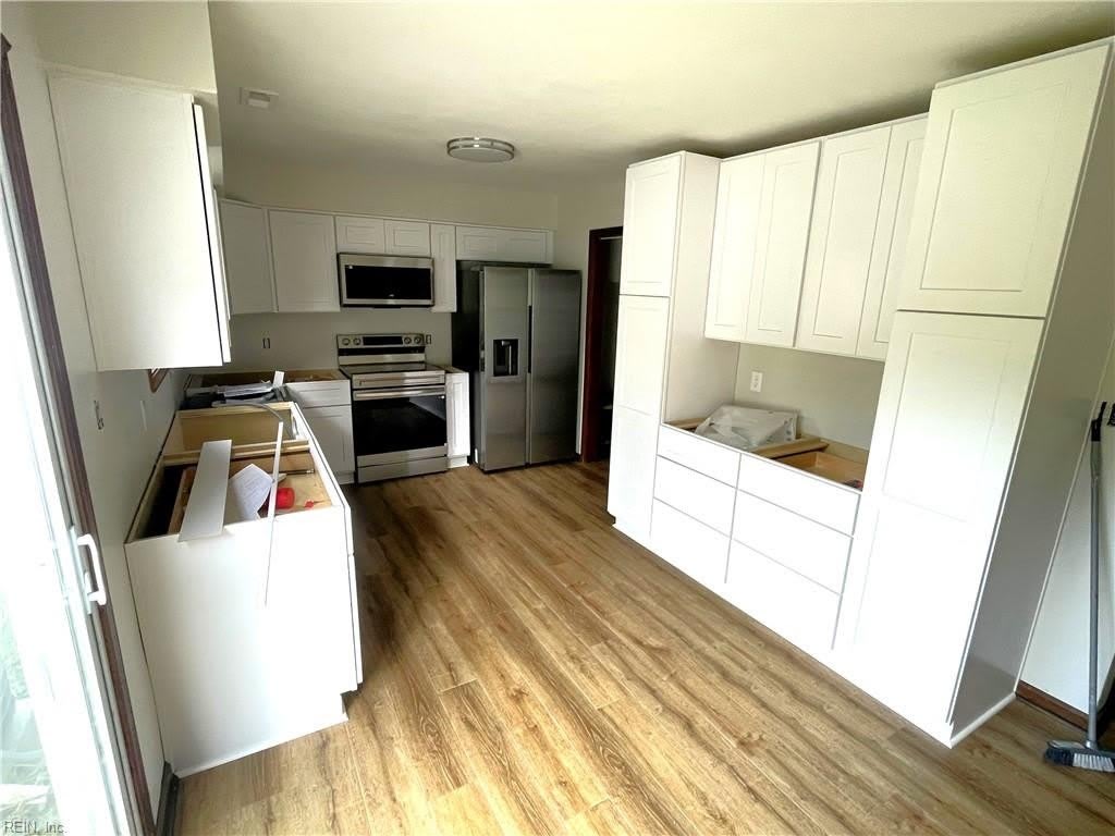 3508 Radford Circle – photo 5