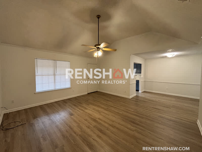 5536 Ginners Dr – photo 3