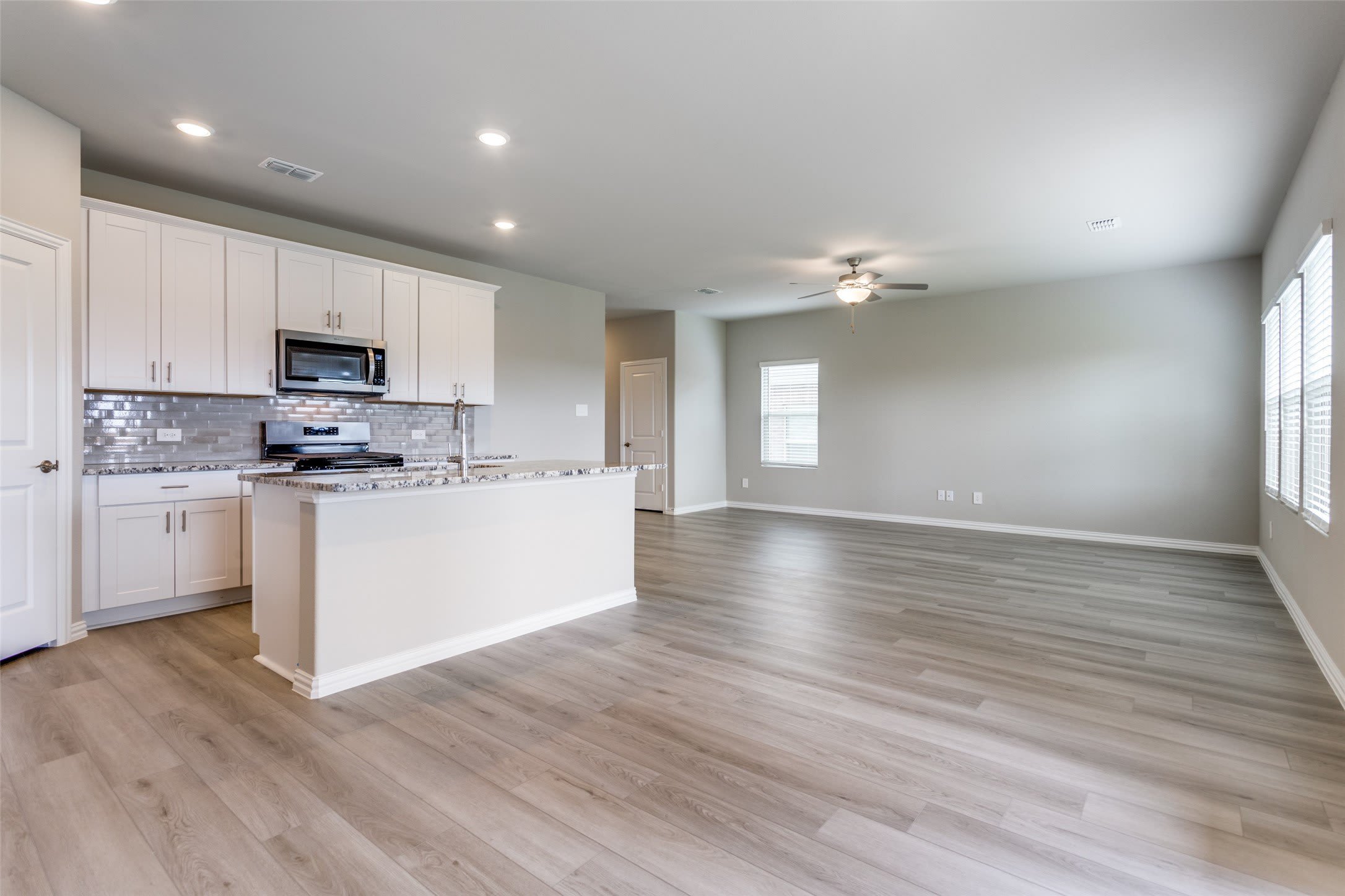 708 McKenna Drive – photo 3