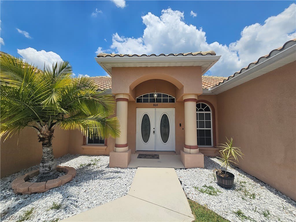 809 Lincoln Avenue – photo 1