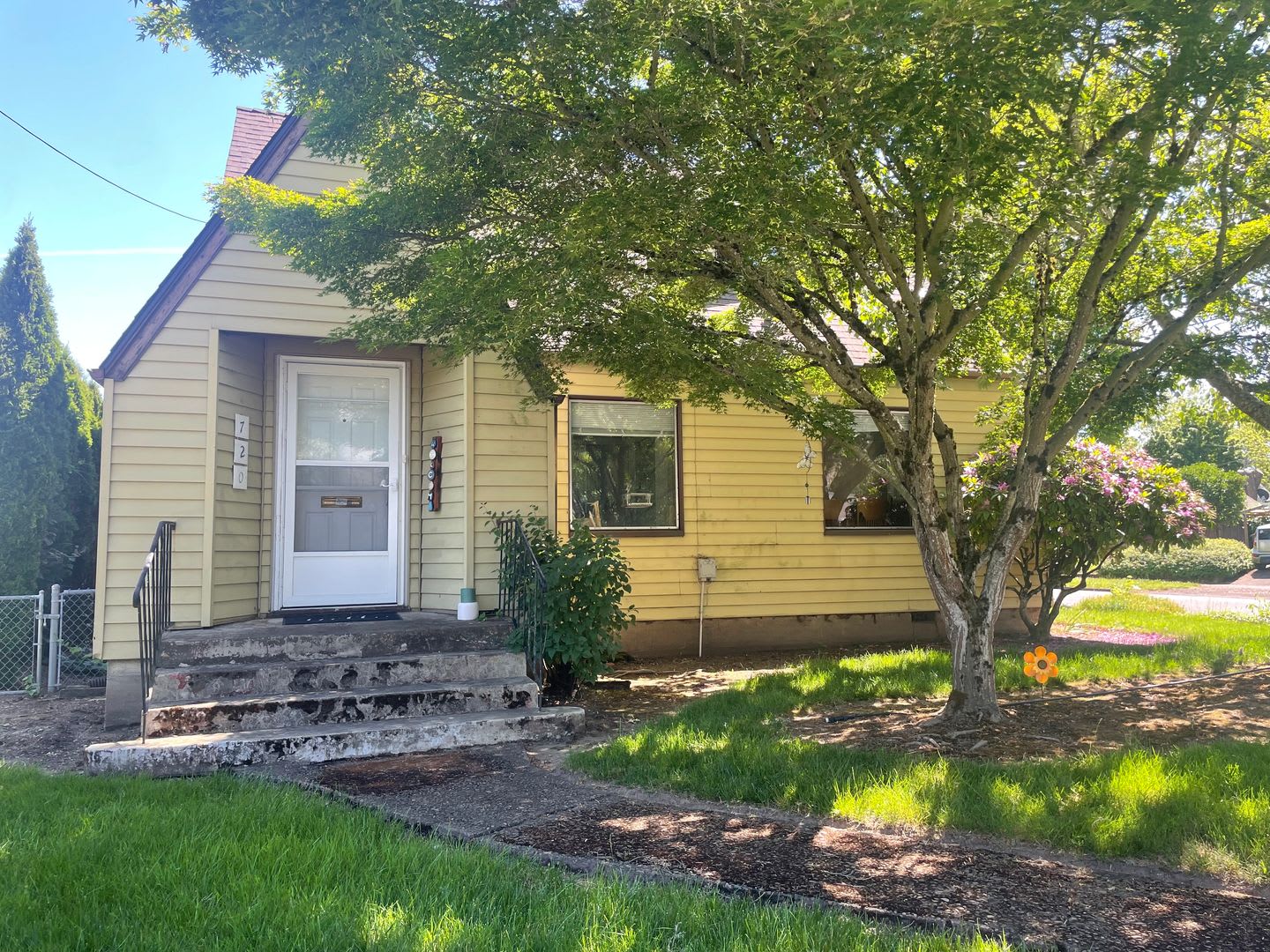 2 bed 1 bath Home in West Salem – photo 1