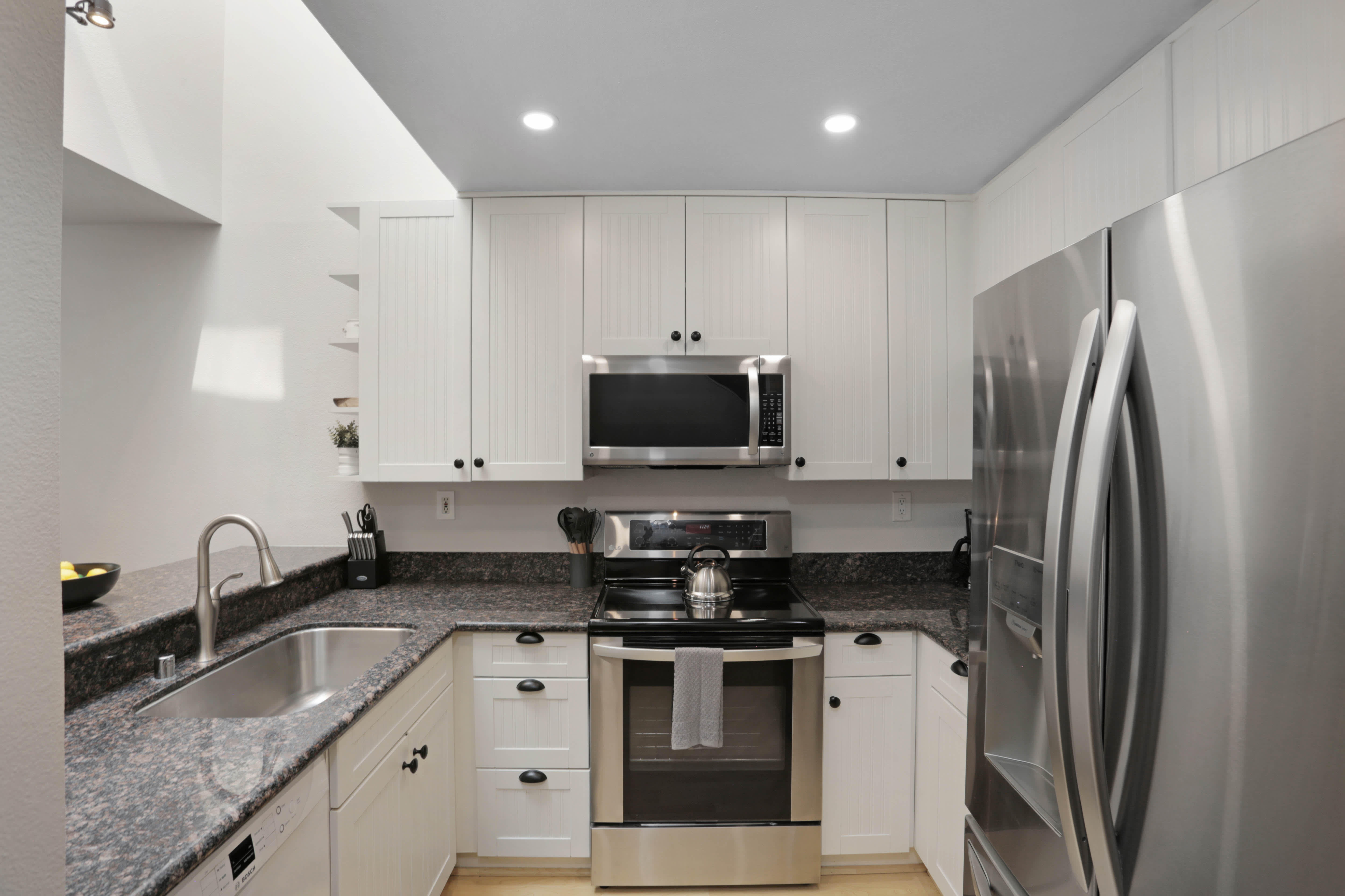 3054 Rue Dorleans – photo 4