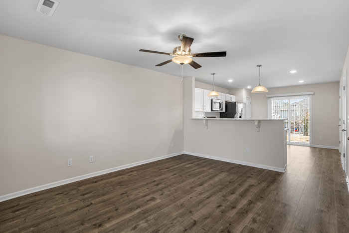 1023 Peony Lane – photo 3