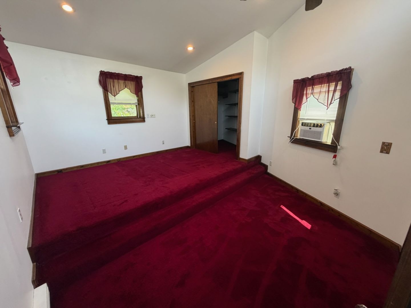 PRICE REDUCED!! FOR RENT: Charming Ranch Home Near West Point with Seasonal Hudson River Views – photo 4
