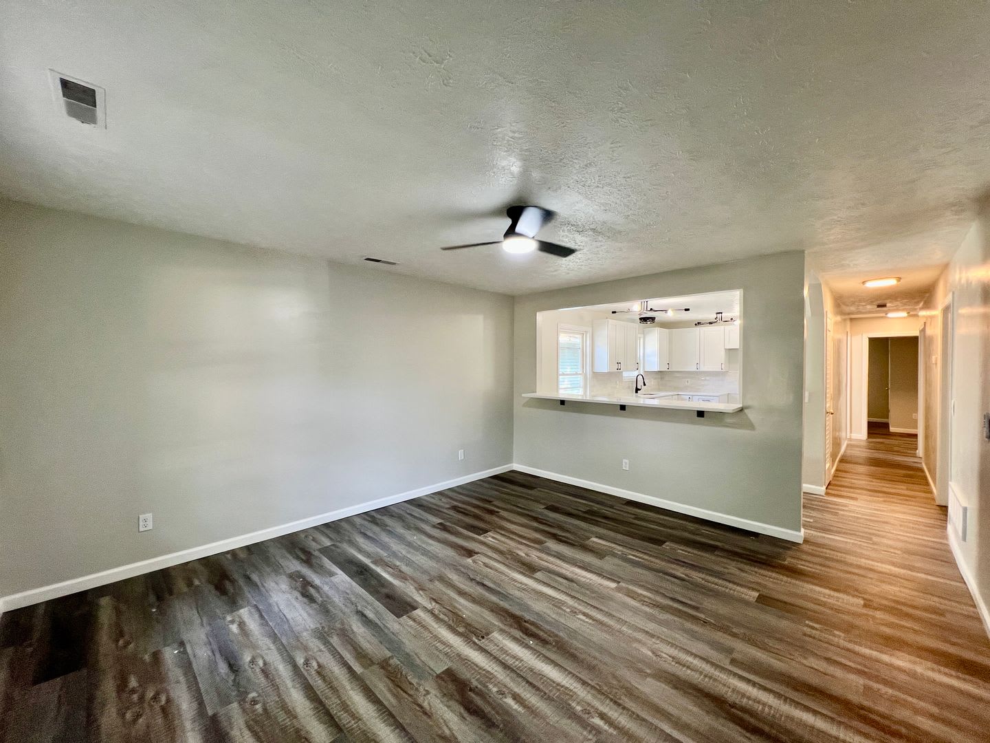 Renovated 3 Bedroom Home – photo 3