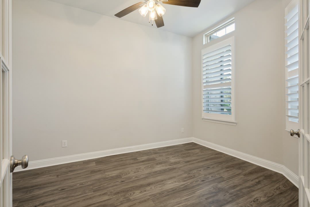 603 Warner Drive – photo 5