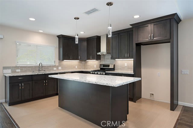 602 Carnation Drive – photo 3