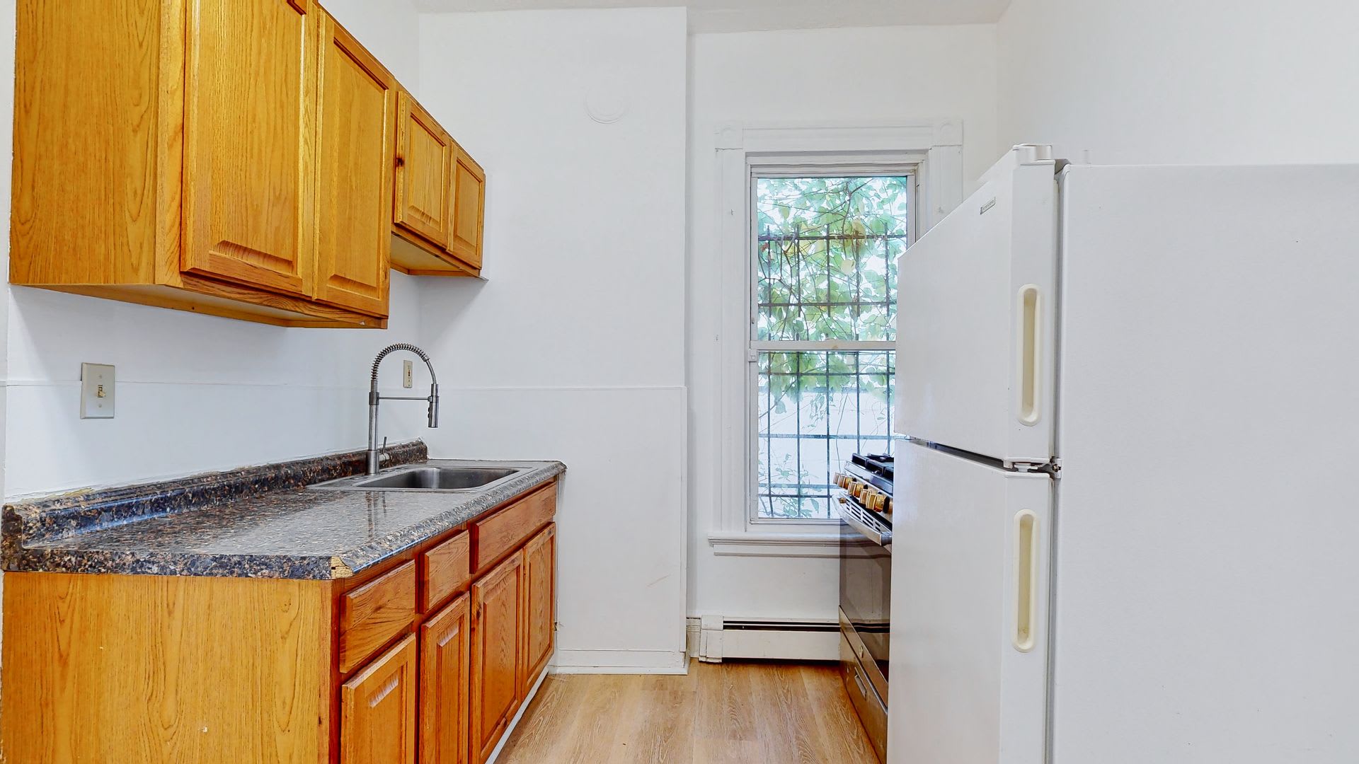 Spacious 1BR Apartment Near Yale – Remodeled & Convenient! – photo 2