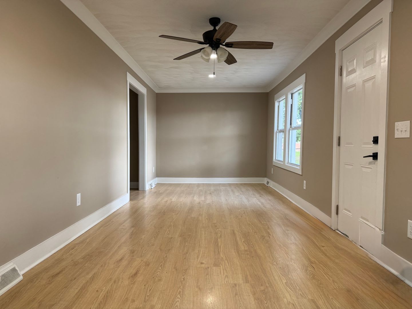 4 Bedroom/2 Bath Home for Rent – photo 4